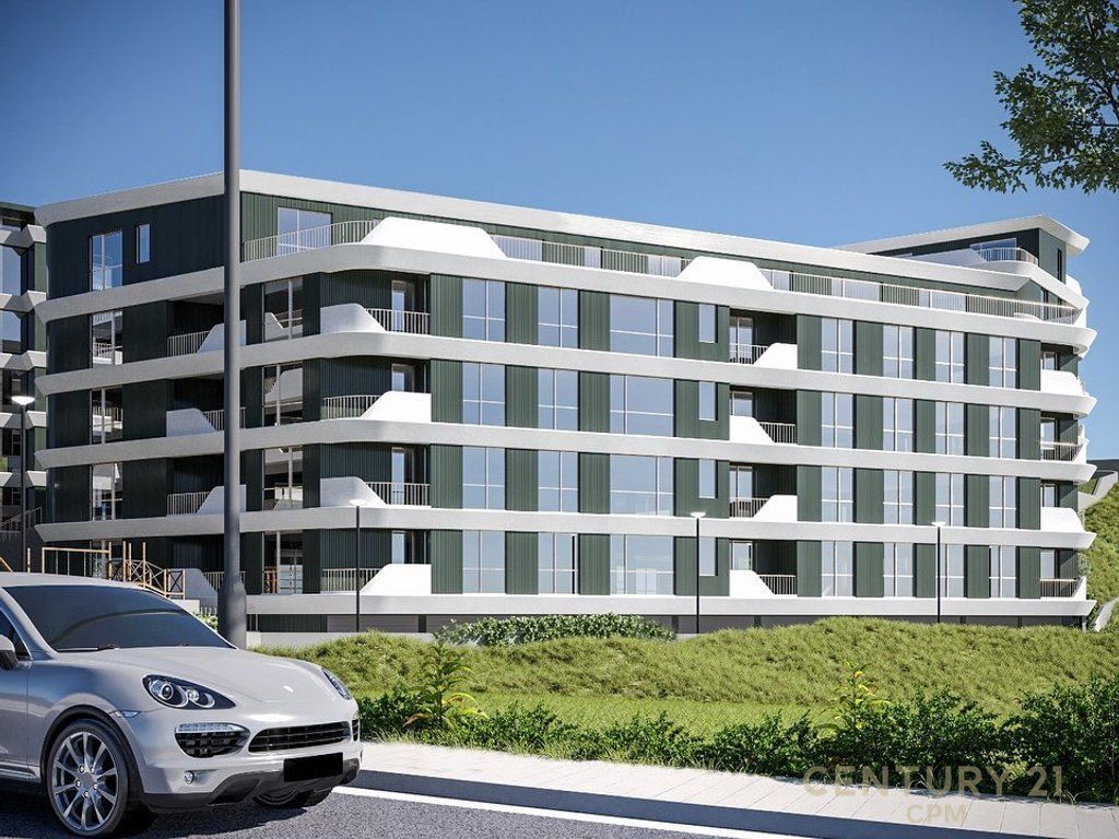 VENDESI APPARTAMENTO 2+1+2 VICINO AL LAGO ASCIUTTO