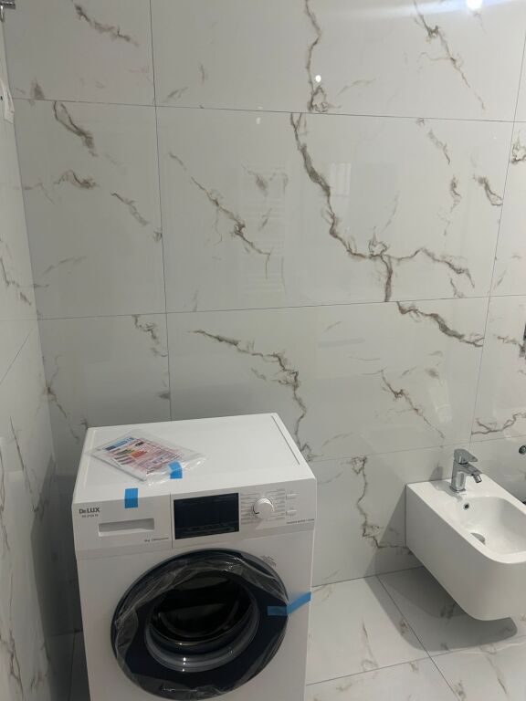 Jepet me Qera Super Ap 2+1+Parking Falas ,Casa Italia , Terminal 400 €uro