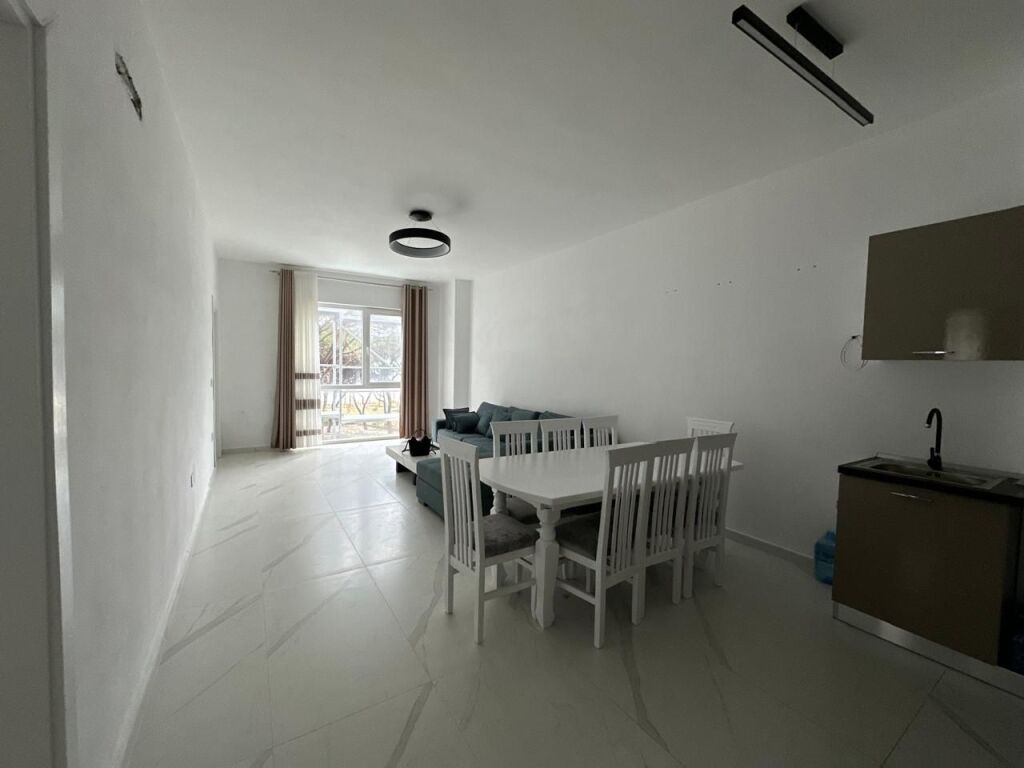 Apartament 2+1 për shitje — vijë e parë, pamje deti  Mali i Robit