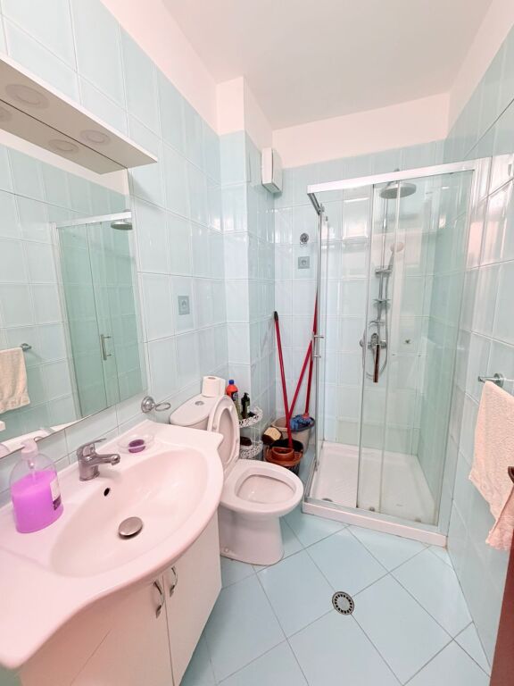 JEPET ME QERA APARTAMENT 2+1 VOLLGA, DURRES