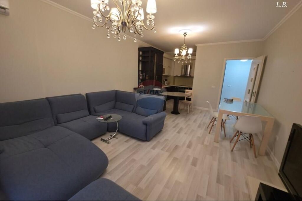 Apartment 2+1 for Rent – Komuna e Parisit