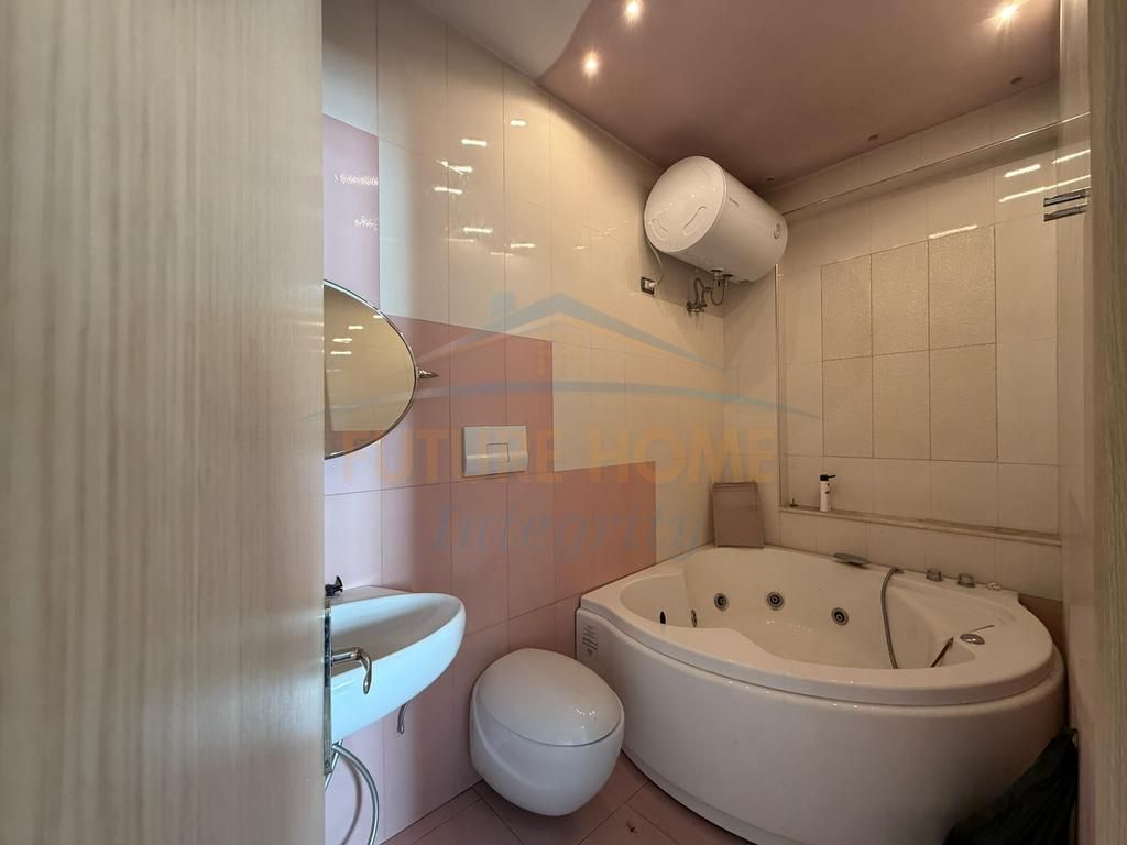 In vendita, Appartamento 3+1+2, Nuovo Anello, Tirana.