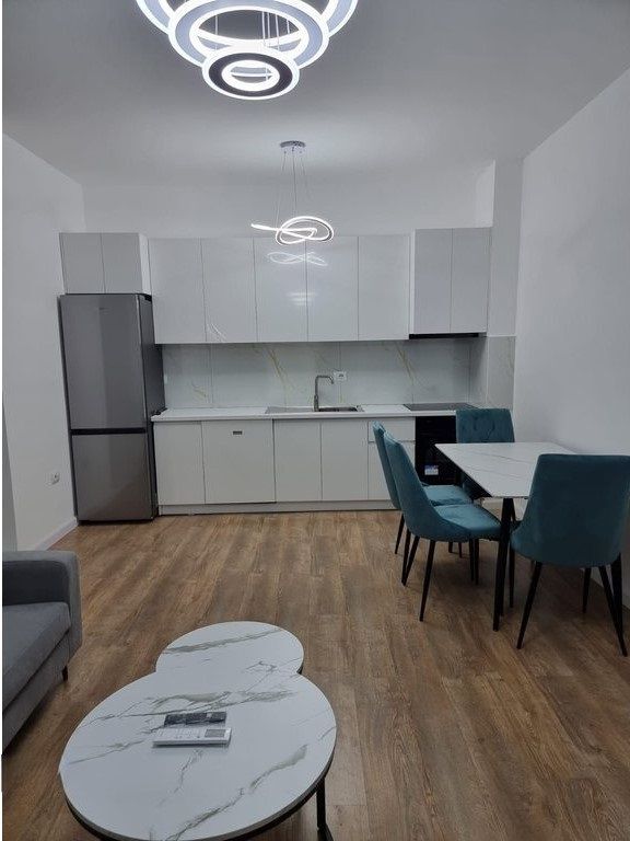 Apartment 1+1 at Komuna e Parisit