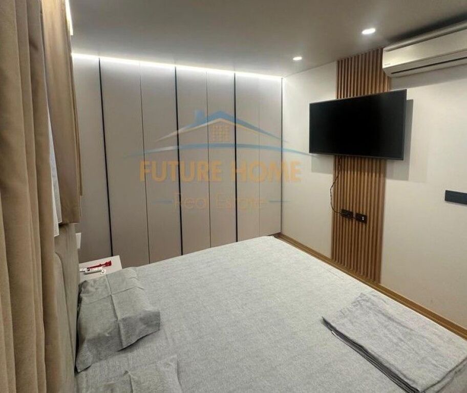 Qera, Apartament/AIRBNB 1+1, Komuna e Parisit.
