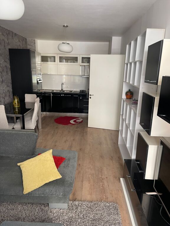 Jepet me Qira Apartament 2+1 – Misto Mame !