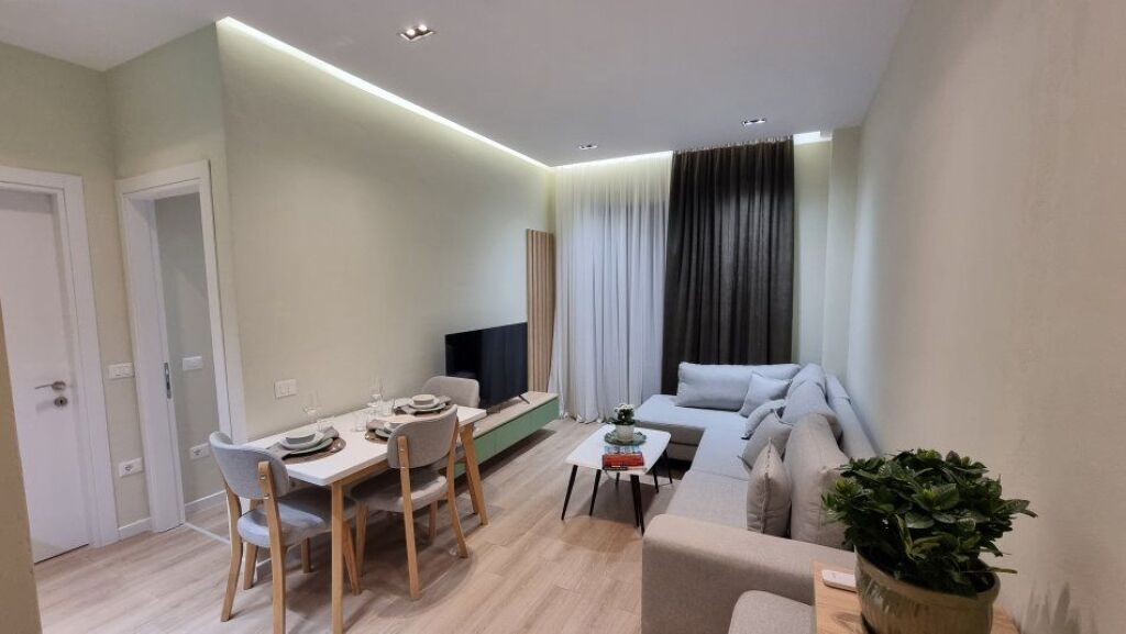 Jepet Apartament 1+1 Myslym Shyri
