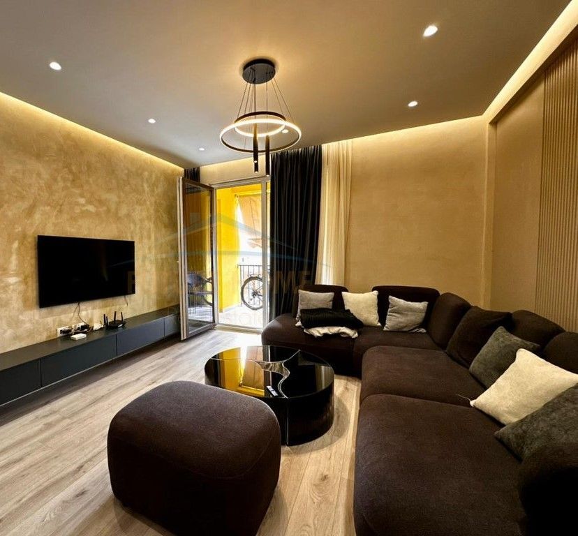 In vendita, Appartamento 2+1+2+Posto Auto, Complesso Grand Gallery