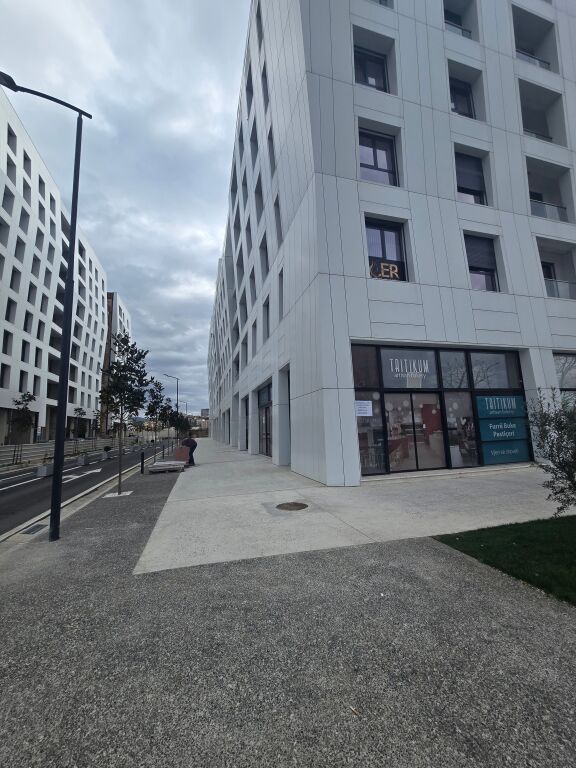 For rent 2+1, Kinostudio