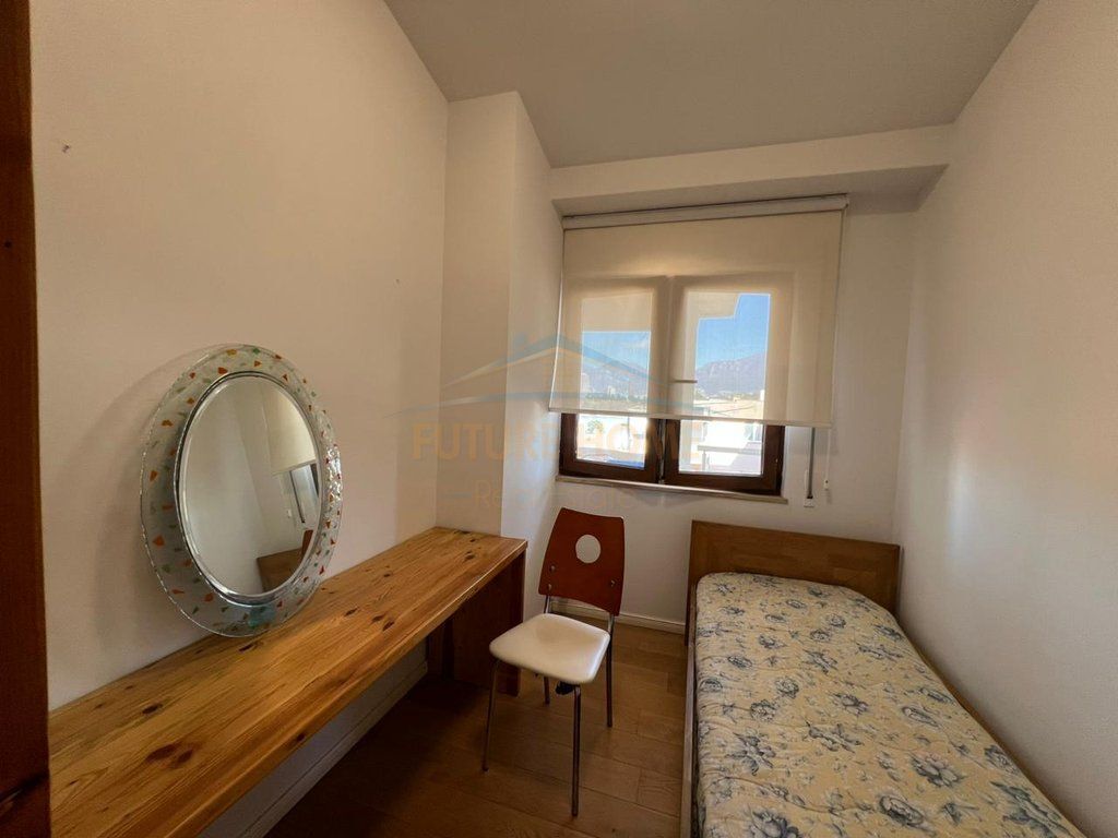 In vendita, Duplex 3+1+Posto Auto, Lago Secco, Tirana