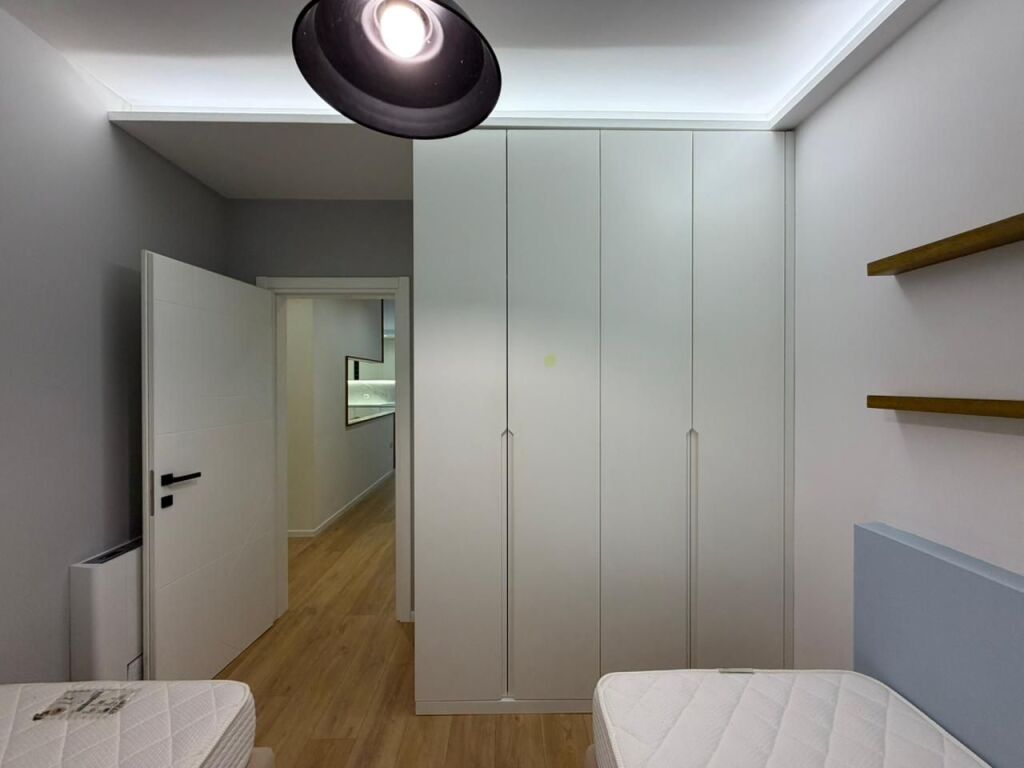Apartament 2+1+Parking per qira tek Kopeshti Zoologjik.