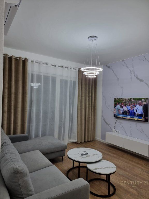 APARTAMENT 1+1 ME QIRA TEK KOMUNA E PARISIT
