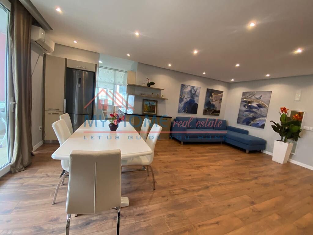 2+1 apartment for rent at the Former Exhibition in Tirana