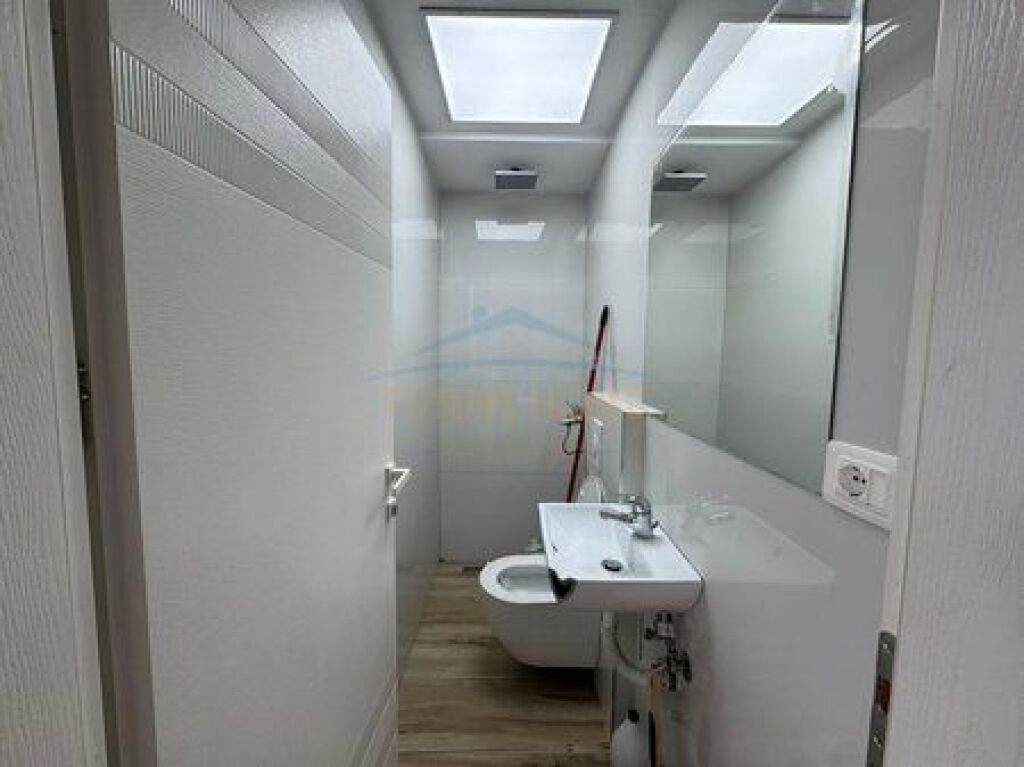 For sale, Apartment 1+1, Dry Lake, Tirana