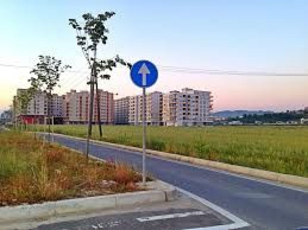 shitet opsione Gasonjere, Unaza e Re, rruga Sokrat Miho