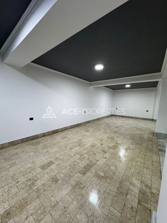 Locale commerciale in affitto - vicino a Qemal Micit, Durazzo