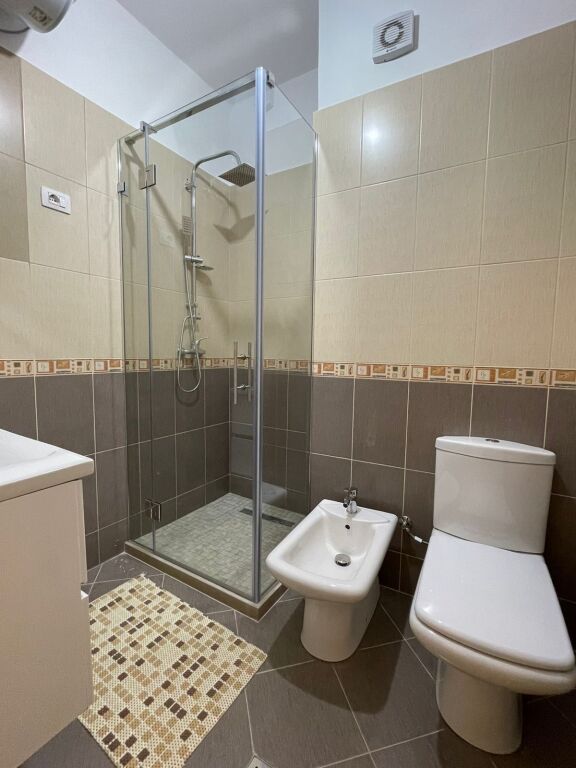 Apartament 2+1+2 me Post Parkimi – Rruga "Gramoz Pashko"21-Dhjetori