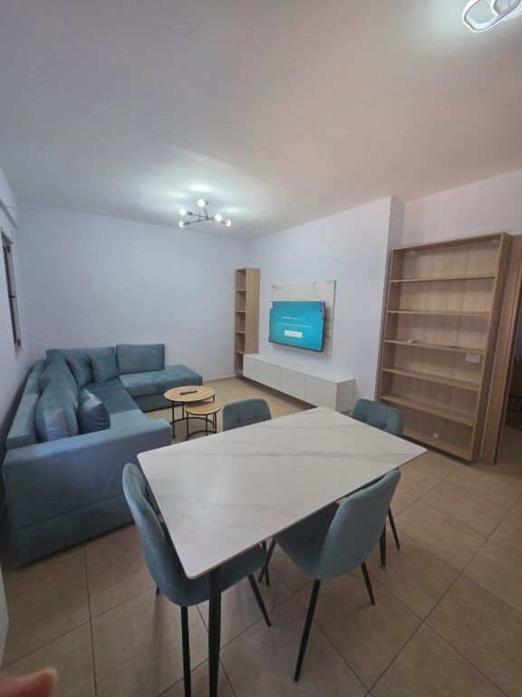 Apartament 1+1, 5 Maji!