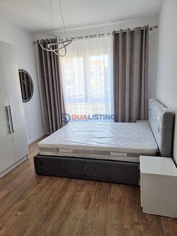 Modern apartment 1+1+Parking space at Komuna e Parisit!
