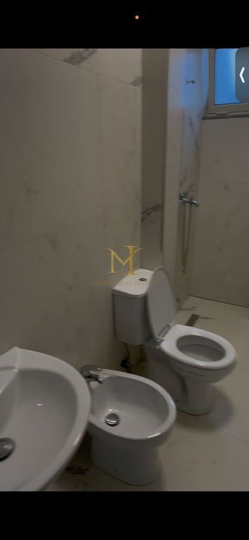 Appartamento 2+1+2 in Affitto - Vicino a Billa, Zona Spitalles, Durazzo !!