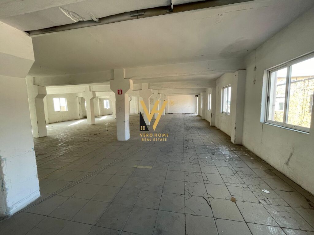 GIVEN WAREHOUSE 600 M2 FOR RENT IN ALLIAS 1,300 EURO