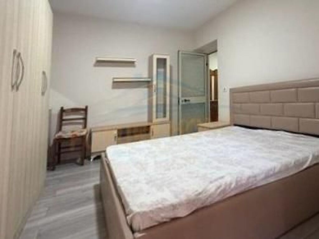 Affitto, Appartamento 1+1, Myslym Shyr, Tirana