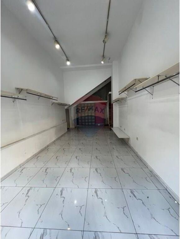 Negozio in Vendita – Blloku, Tirana