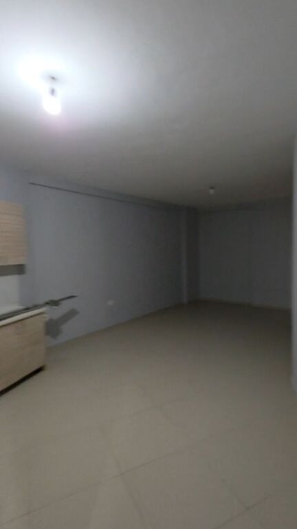 Astir , 2+1+2wc in affitto vuoto