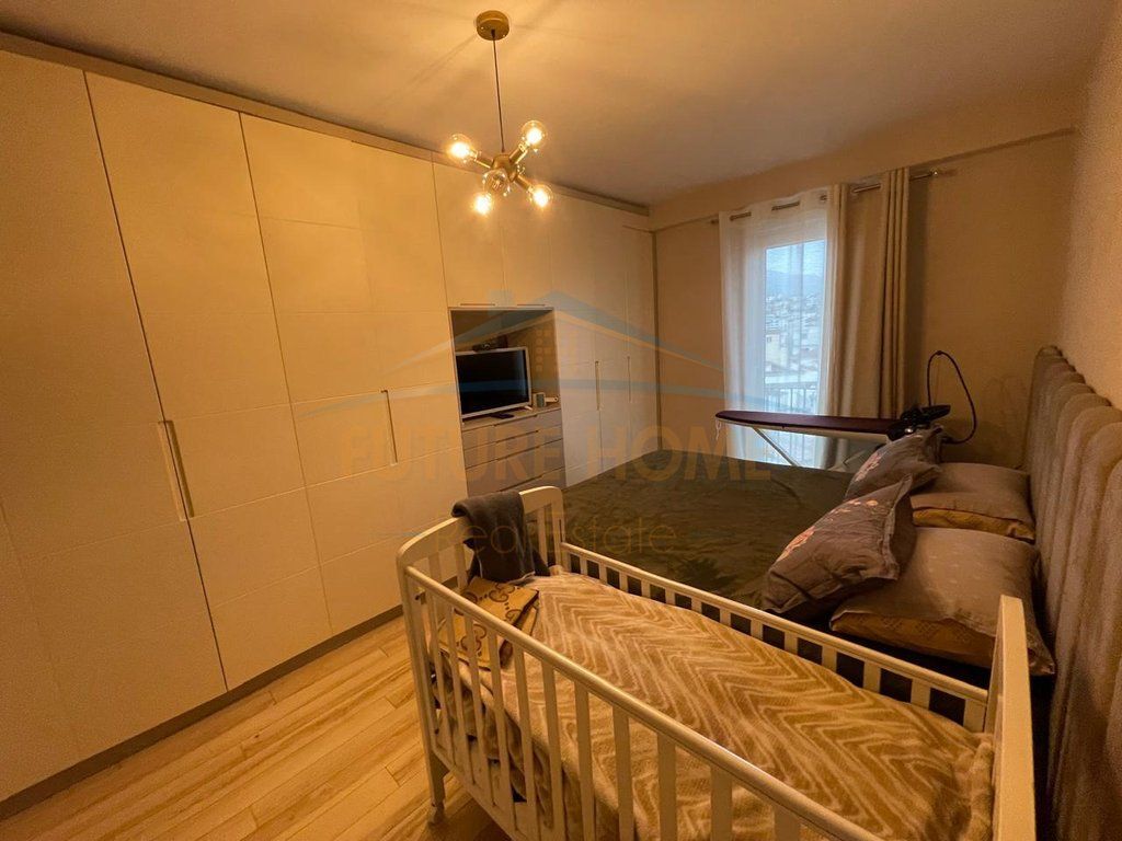 For sale, Apartment 2+1+2, Student City, Tirana. PARK64327