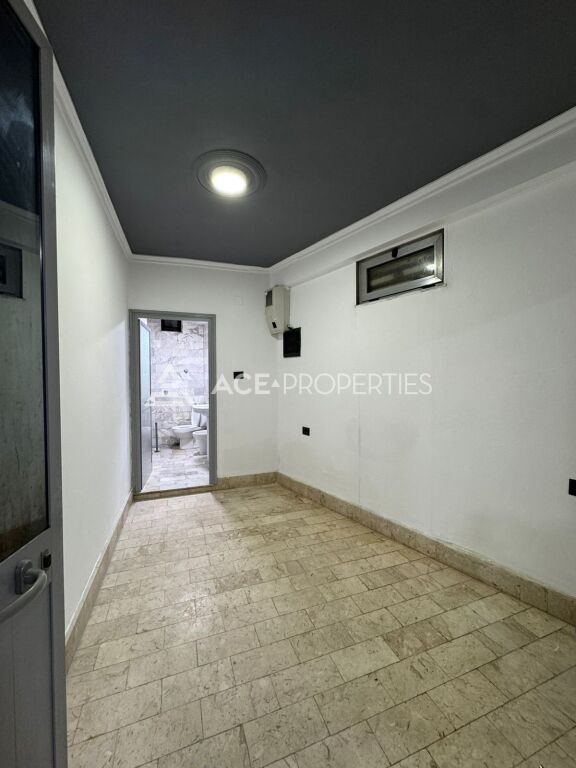 Locale commerciale in affitto - vicino a Qemal Micit, Durazzo