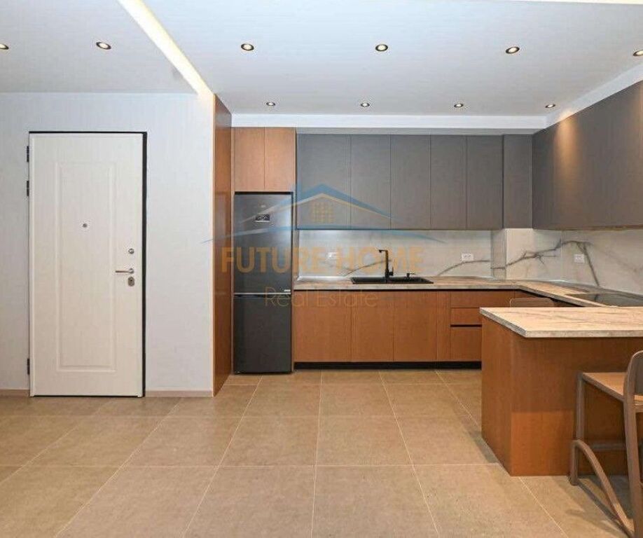 Qira, Apartament 2+1+2+PARKIM ,Kompleksi Delijorgji !