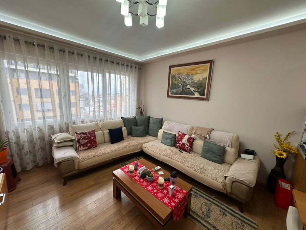 Apartament 2+1+2 per shitje ne Astir
