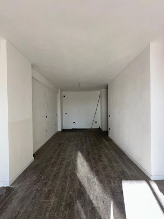 🏡 Appartamento 2+1+🅿️ in vendita al Complesso Turdiu, Campo di Aviazione