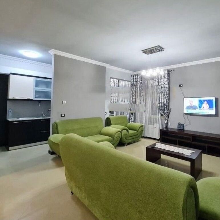 JEPET APARTAMENT 2 +1 ME QIRA,TEK VILAT GJERMANE