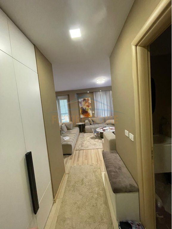 For sale, Apartment 2+1+2, Student City, Tirana. PARK64327