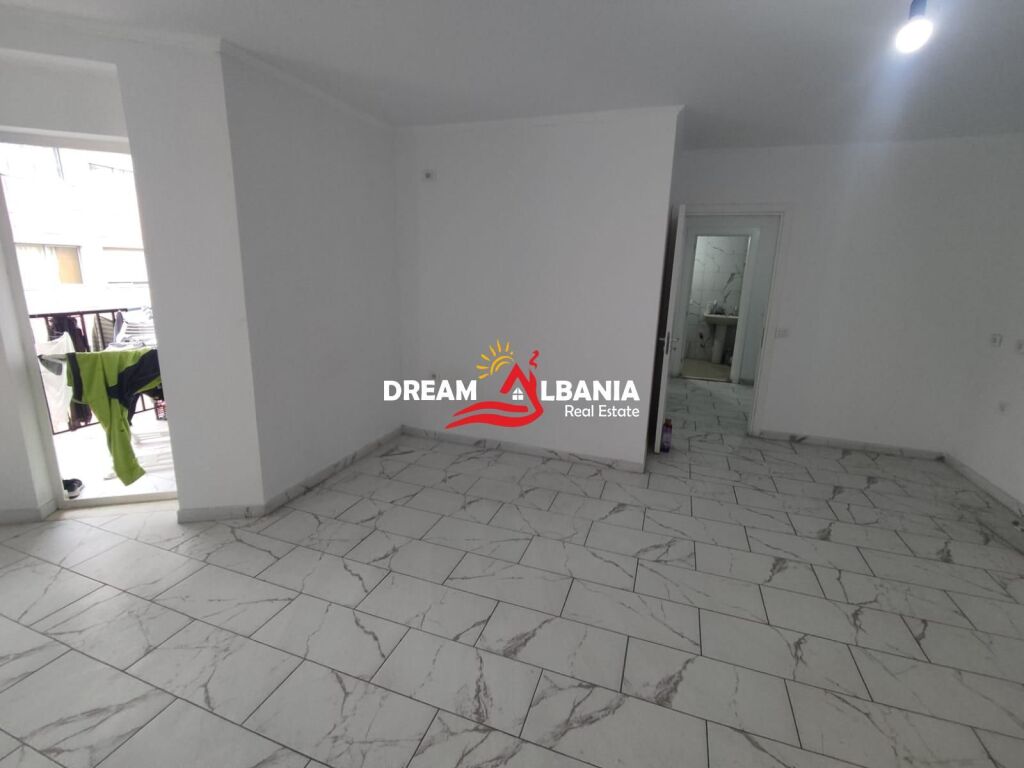 Shitet apartament 1+1 ne Rrugen Hysen Dalliu ( ID 41111520 )