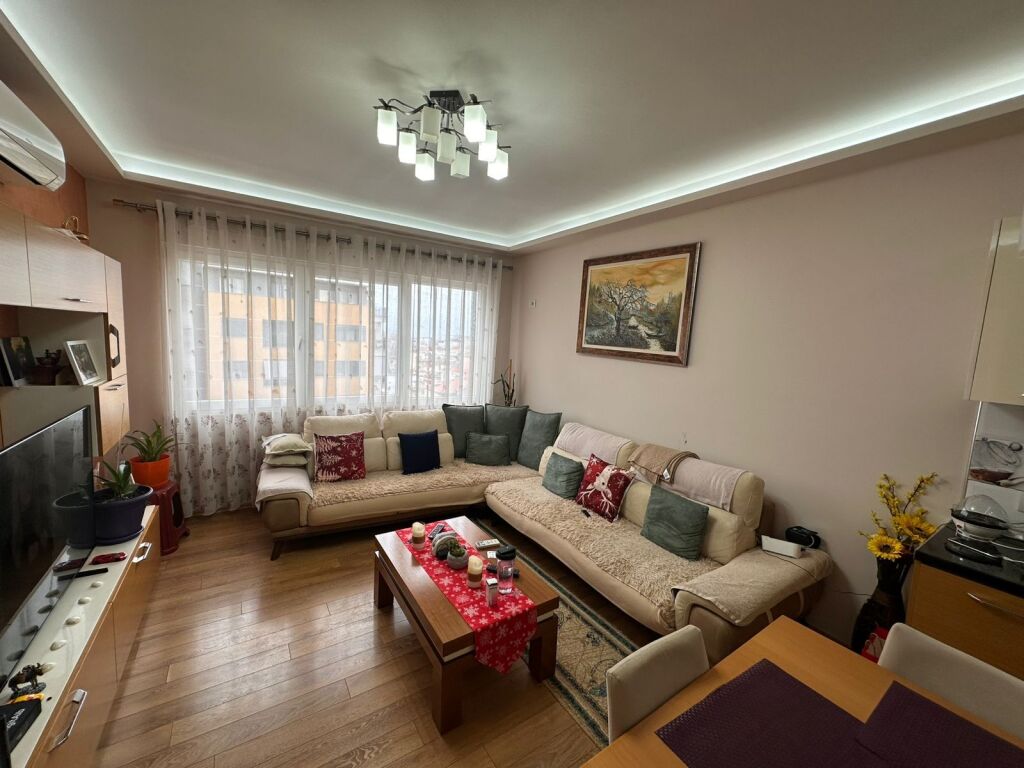 Apartament 2+1+2 per shitje ne Astir