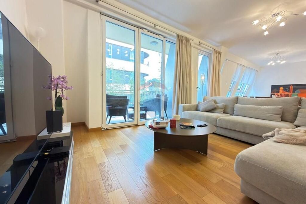 Apartment 3+1 for sale Air Albania Stadium!