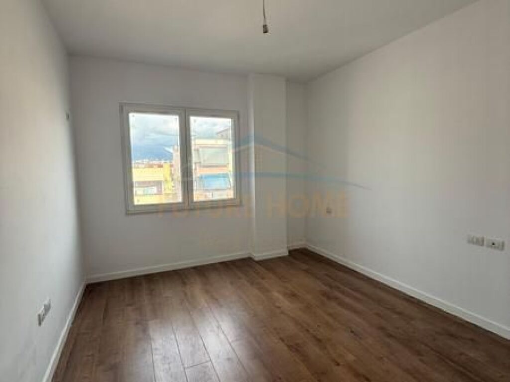 In vendita, Appartamento 3+1+Veranda, Anello nuovo, Tirana