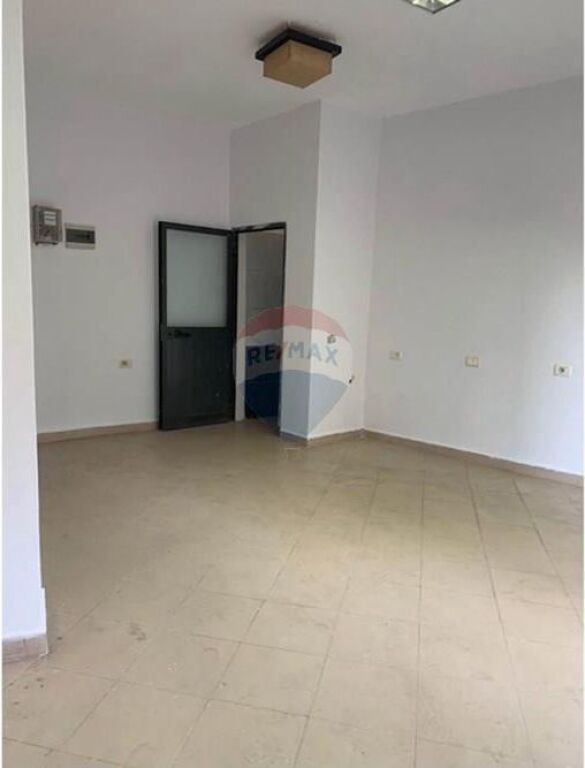Negozio in Affitto – Via Pjetër Budi, Tirana