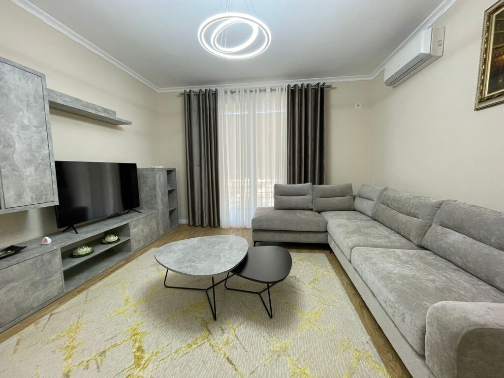 Apartament 2+1+2 me Post Parkimi – Rruga "Gramoz Pashko"21-Dhjetori
