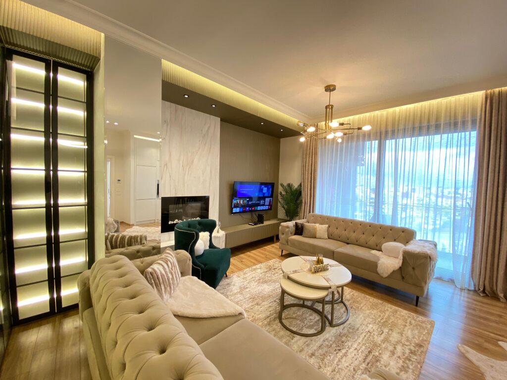 Luxury apartment 2+1+🅿️, Elbasan Street near Lion Park