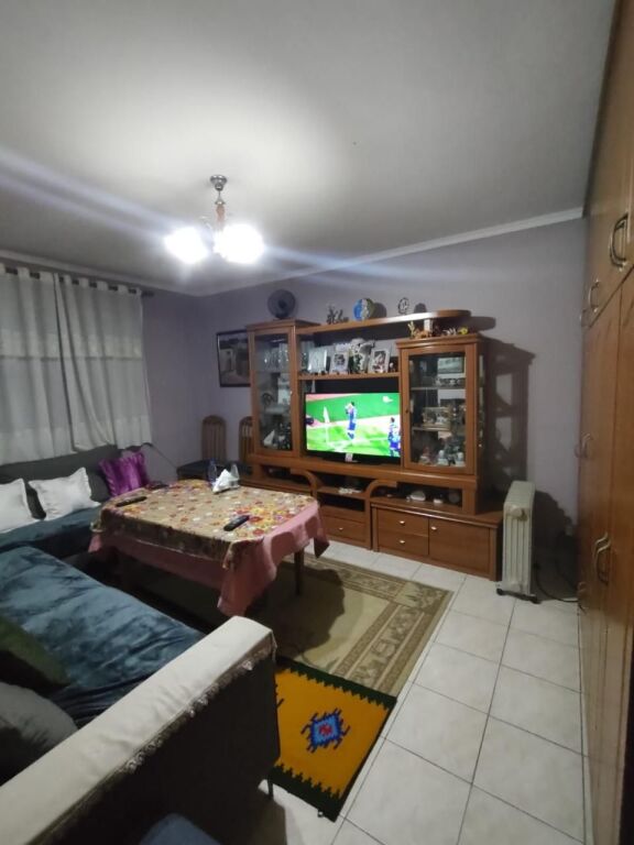 Appartamento 2+1 in vendita a Vasil Shanto, Via Irfan Tomini!