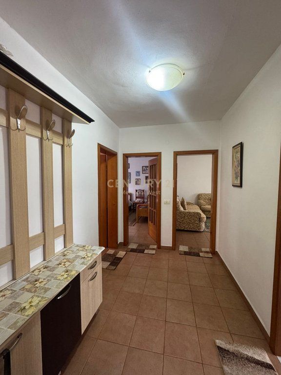 VENDESI APPARTAMENTO 2+1 PRESSO L'EX MERCATO ELETTRICO