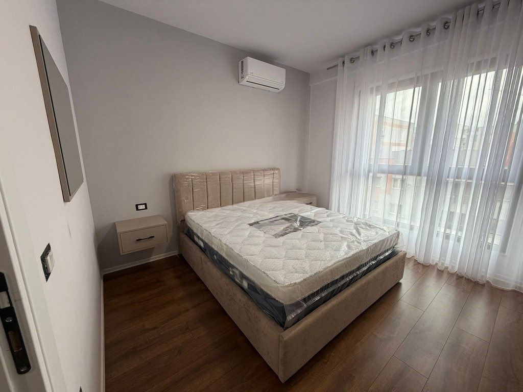Appartamento 1+1 in affitto nella zona di Bulevardi i Ri, vicino a Jordan Misja