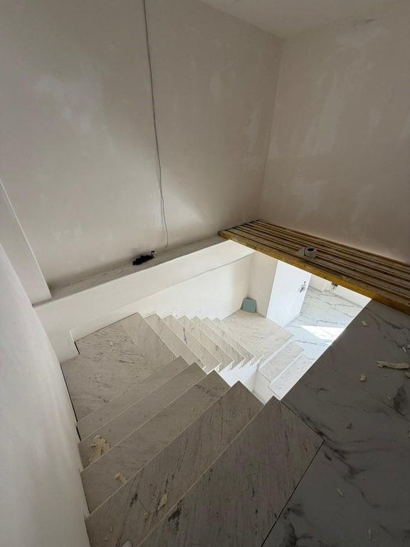 VENDIAMO DUPLEX A FRESK NELLA RESIDENZA JAHO !