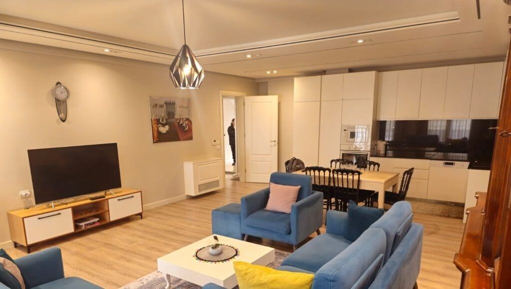 Appartamento premium 2+1+2 (130 m²) in affitto vicino al Lago Artificiale di Tirana!