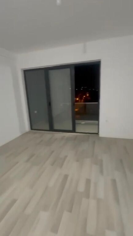 Apartament me qera 2+1 - 5 Maj