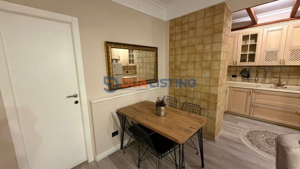 Shitet apartament i investuar për Airbnb – Qendër, 9-katëshe!