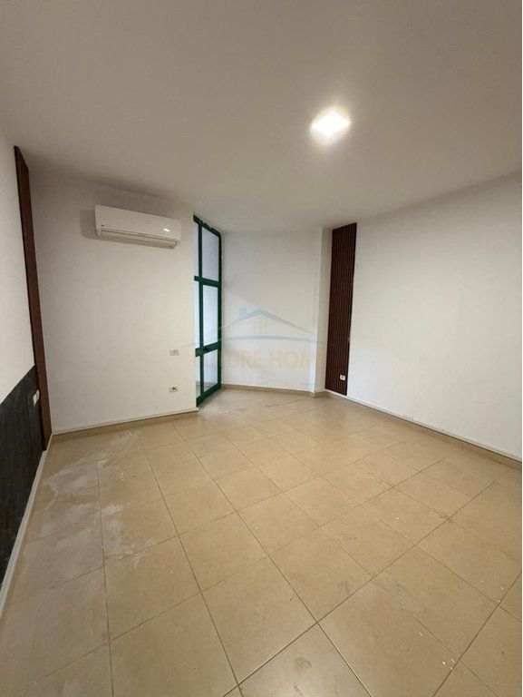 For sale, Apartment 2+1, Kavaja Street, Tirana.