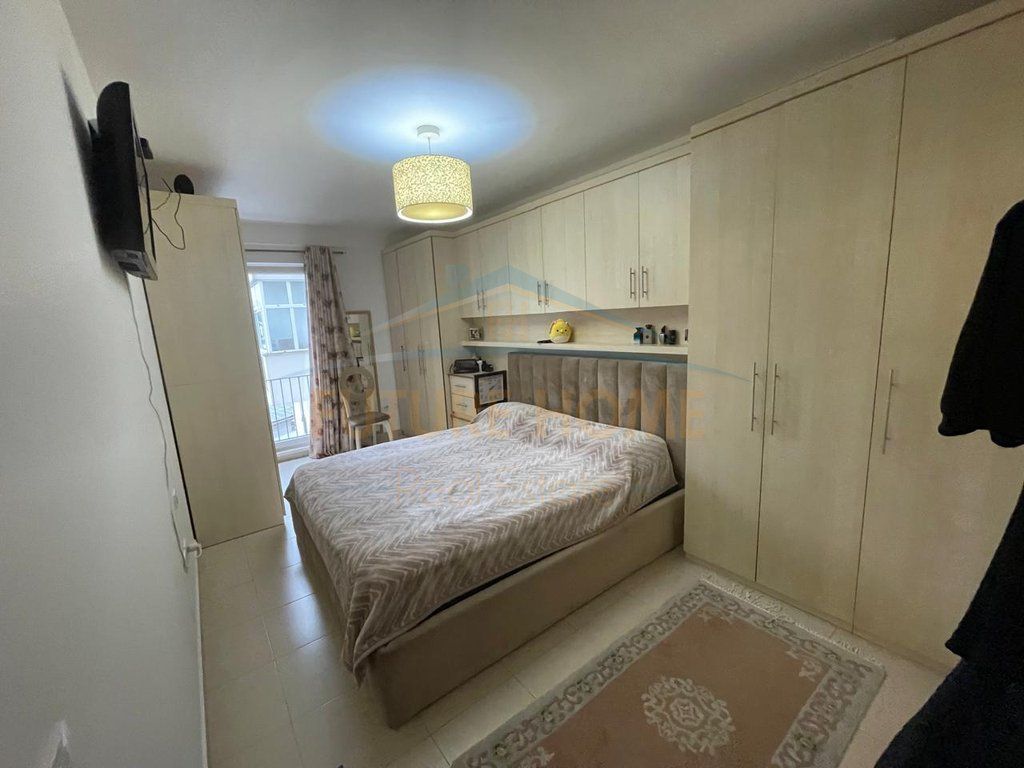 In vendita, Appartamento 2+1+2, Città Studentesca, Tirana